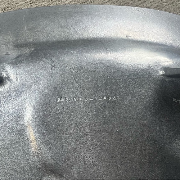 Vintage 14” Pewter Footed Platter by Wilton Columbia Pennsylvania USA - Picture 4 of 8